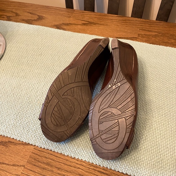 EUC Nine West Adoreo leather wedges - Picture 4 of 6